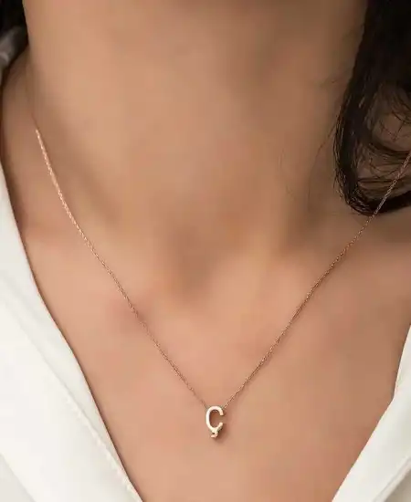 Gümüş Rose 3 Boyutlu Ç Harf Bayan Kolye