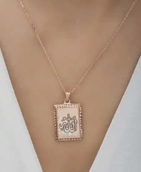 Gümüş Rose Allah Yazılı Kadın Kolye