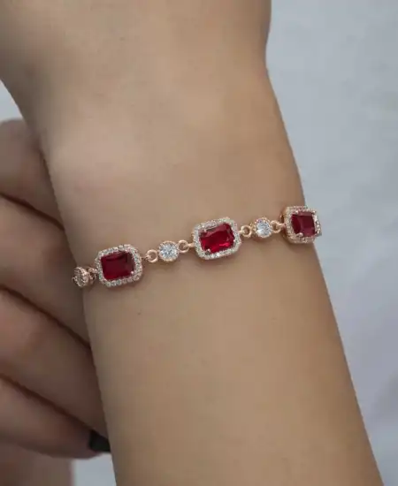 Gümüş Rose Baget Kırmızı Taşlı Kadın Bileklik