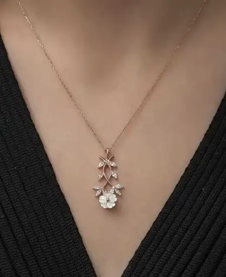 Gümüş Rose Beyaz Bahar Çiçeği Kolye