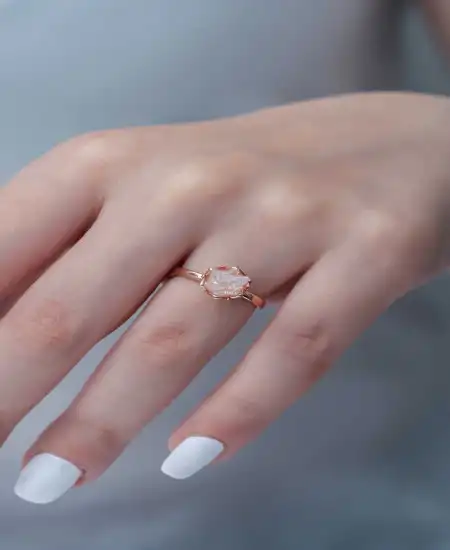 Gümüş Rose Beyaz Lotus Çiçeği Yüzük