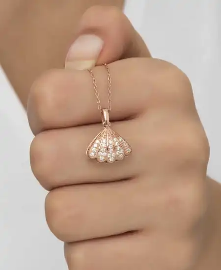 Gümüş Rose İncili İstiridye Bayan Kolye