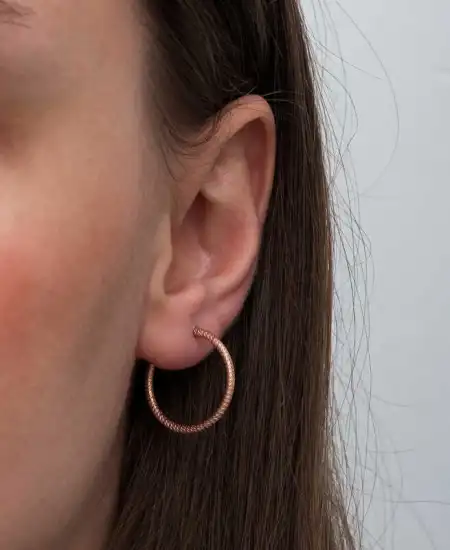 Gümüş Rose Kalemli Halka Kadın Küpe