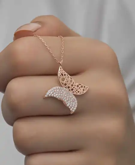 Gümüş Rose Kelebek Kadın Kolye