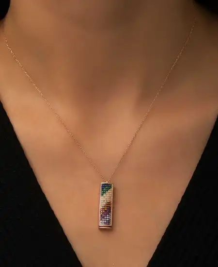 Gümüş Rose Kişiye Özel Gökkuşağı Kolye