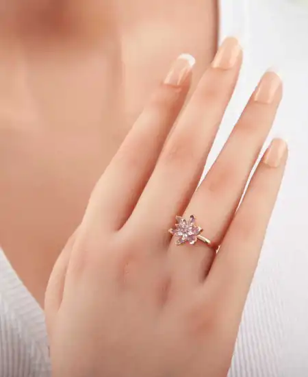 Gümüş Rose Lila Taşlı Lotus Çiçeği Kadın Yüzük