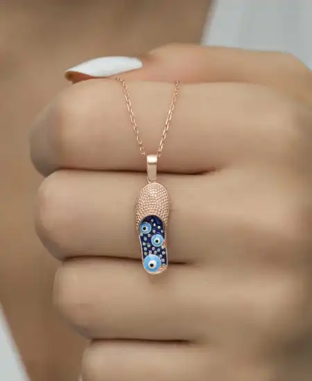 Gümüş Rose Nazar Kapalı Terlik Kadın Kolye