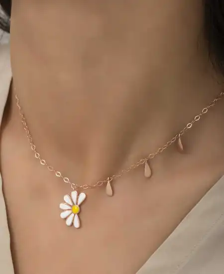 Gümüş Rose Papatya Seviyor Sevmiyor Bayan Kolye