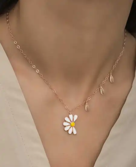 Gümüş Rose Papatya Seviyor Sevmiyor Bayan Kolye
