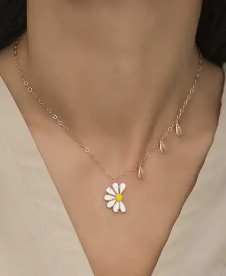 Gümüş Rose Papatya Seviyor Sevmiyor Bayan Kolye