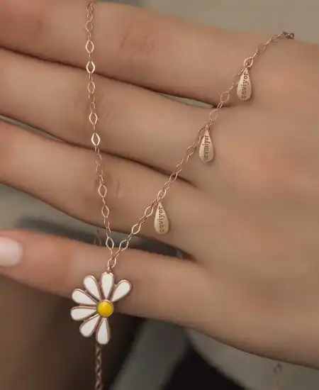 Gümüş Rose Papatya Seviyor Sevmiyor Bayan Kolye