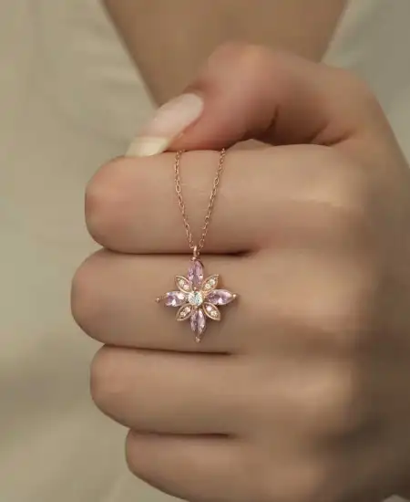 Gümüş Rose Pembe Taşlı Umut Çiçeği Kolye