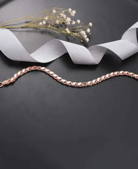 Gümüş Rose Pullu Zincir Kadın Bileklik