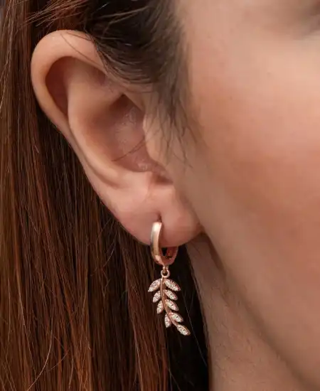 Gümüş Rose Sallantılı Başak Kadın Küpe