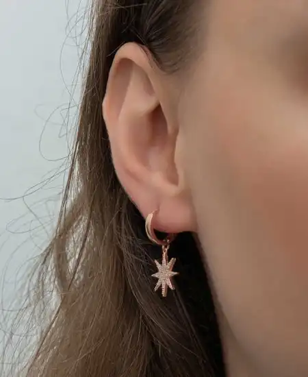 Gümüş Rose Sallantılı Kutup Yıldızı Kadın Küpe