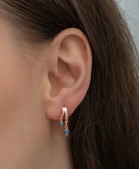 Gümüş Rose Sallantılı Mistik Topaz Kadın Küpe