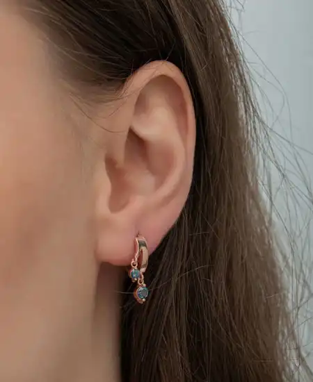 Gümüş Rose Sallantılı Mistik Topaz Kadın Küpe