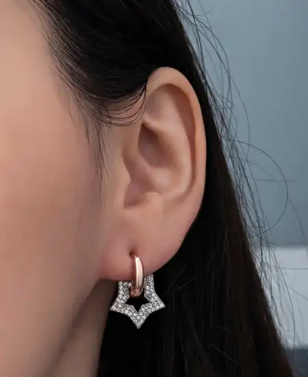 Gümüş Rose Sallantılı Yıldız Kadın Küpe