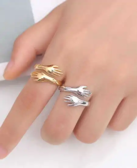 Gümüş Rose Sarılan Eller Yüzük