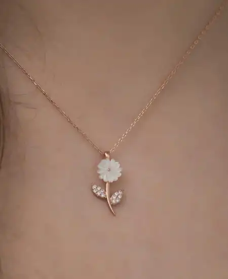 Gümüş Rose Sedef Çiçek Kolye