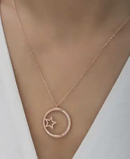 Gümüş Rose Yıldız Detaylı Halka Kadın Kolye