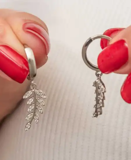 Gümüş Sallantılı Başak Kadın Küpe