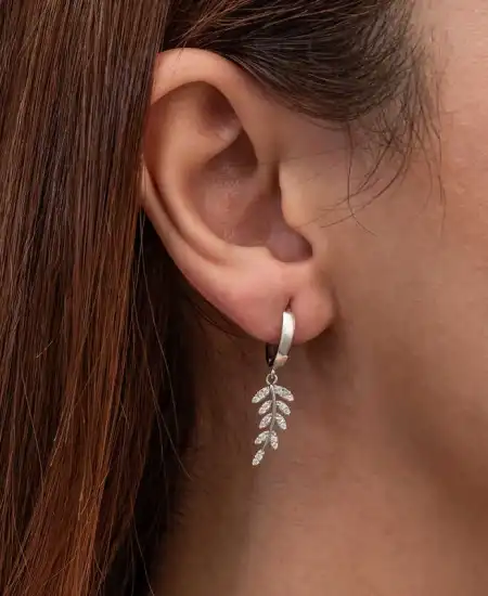 Gümüş Sallantılı Başak Kadın Küpe