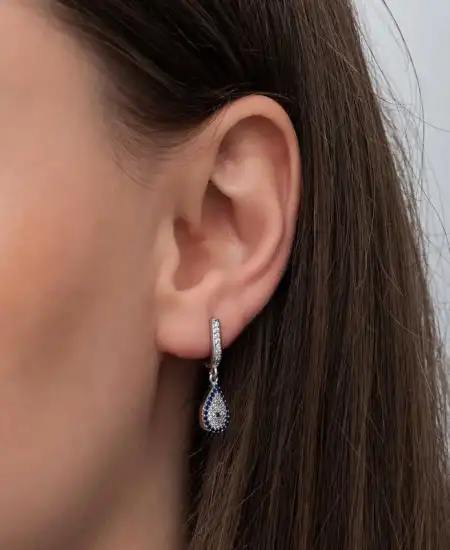 Gümüş Sallantılı Damla Nazar Kadın Küpe