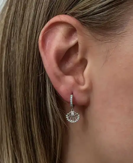 Gümüş Sallantılı Göz Kadın Küpe