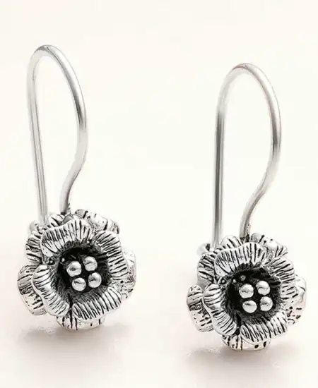 Gümüş Sallantılı Gül Kadın Küpe