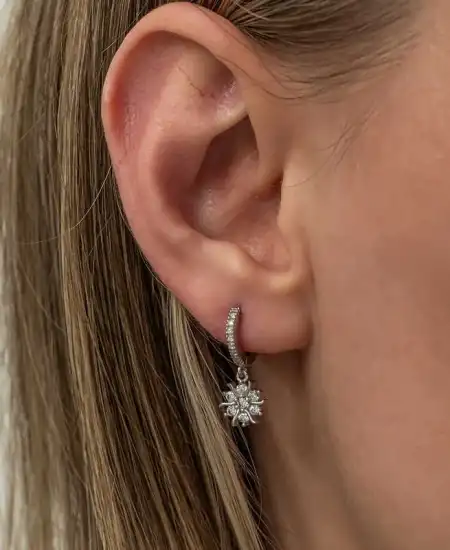 Gümüş Sallantılı Güneş Kadın Küpe