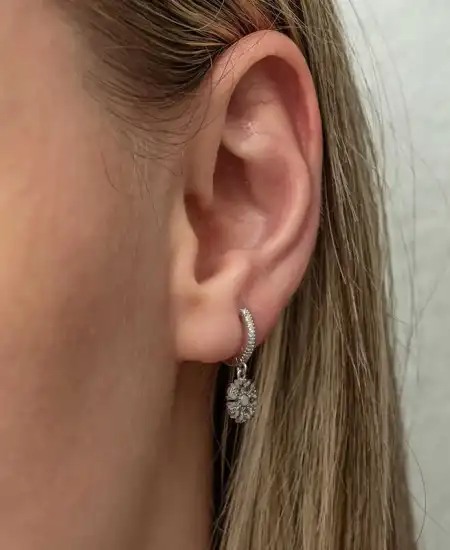 Gümüş Sallantılı Kar Tanesi Kadın Küpe