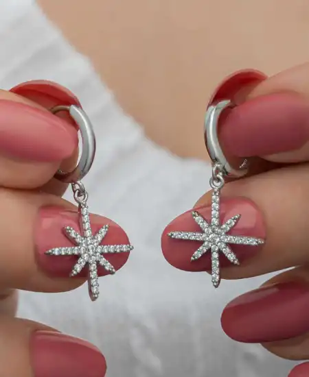 Gümüş Sallantılı Kutup Yıldızı Kadın Küpe