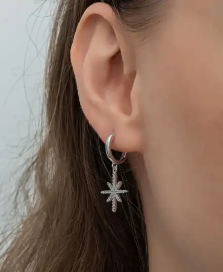 Gümüş Sallantılı Kutup Yıldızı Kadın Küpe