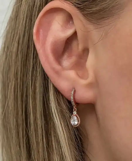 Gümüş Sallantılı Rose Damla Kadın Küpe