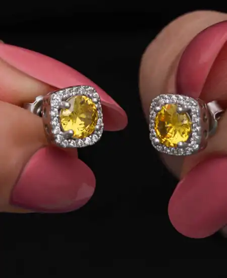 Gümüş Sarı Baget Taşlı Çivili Kadın Küpe