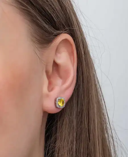 Gümüş Sarı Baget Taşlı Çivili Kadın Küpe