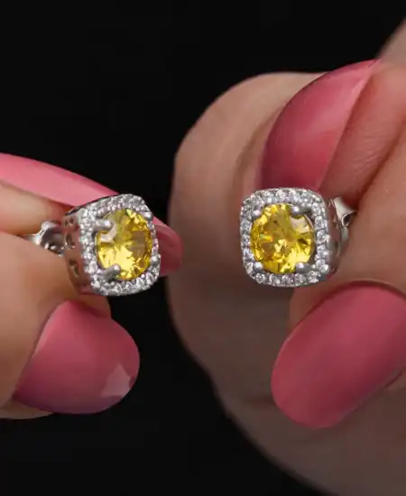 Gümüş Sarı Baget Taşlı Çivili Kadın Küpe