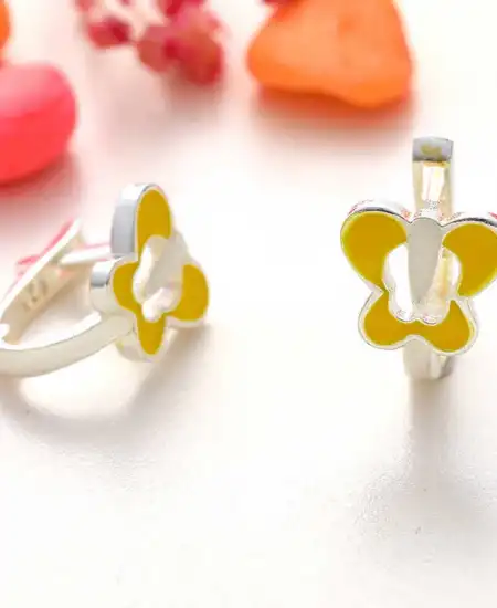 Gümüş Sarı Kelebek Çocuk Küpesi