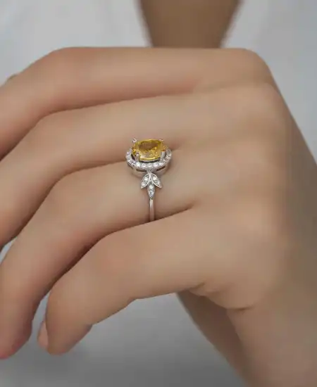 Gümüş Sarı Oval Taşlı Kadın Yüzük