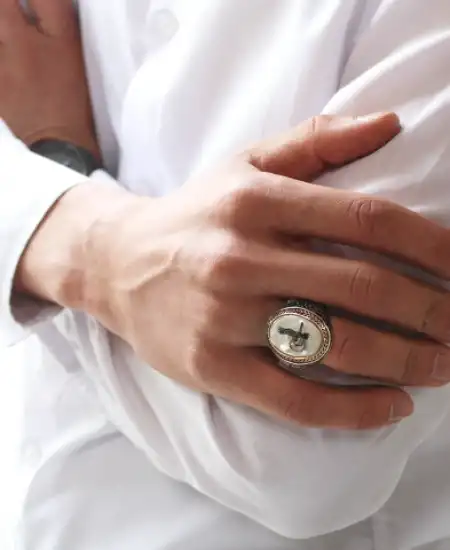 Gümüş Sedef Üzeri Tuğralı Erkek Yüzük