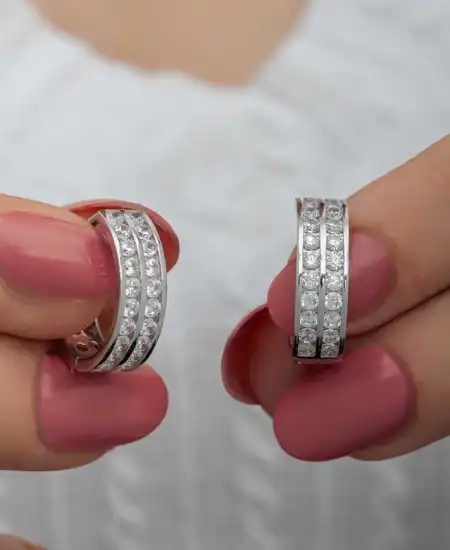 Gümüş Sıra Taşlı Halka Kadın Küpe