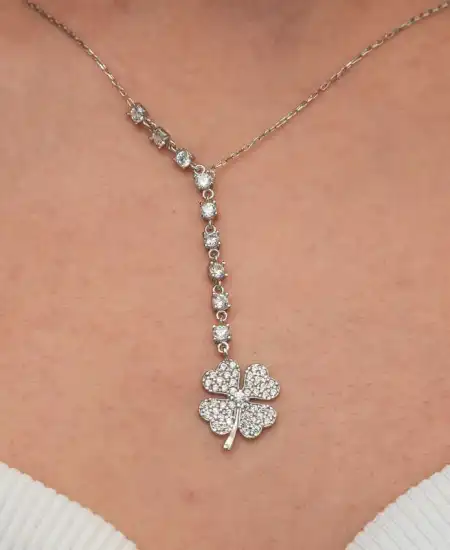 Gümüş Sıralı Zirkon Taşlı Yonca Kadın Kolye