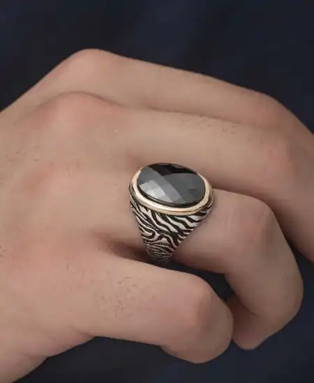 Gümüş Siyah Zirkon Taşlı Erkek Yüzük