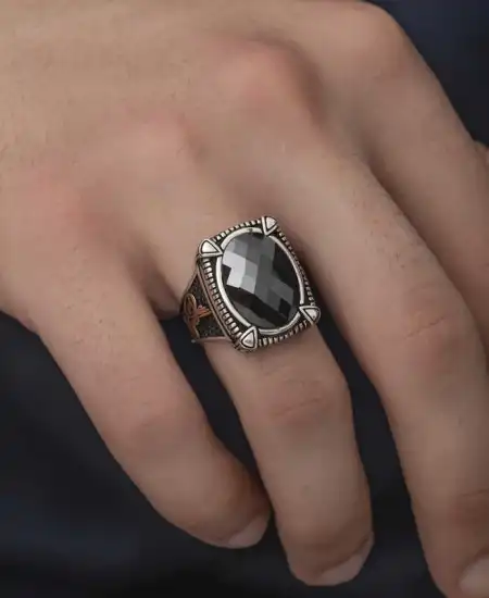 Gümüş Siyah Zirkon Taşlı Erkek Yüzük