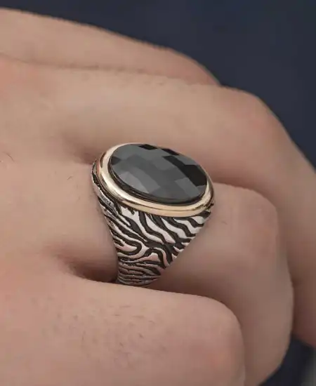 Gümüş Siyah Zirkon Taşlı Erkek Yüzük