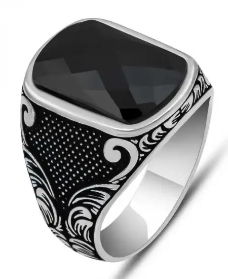 Gümüş Siyah Zirkon Taşlı Kare Erkek Yüzük