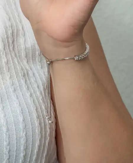 Gümüş Su Yolu Asansörlü Kadın Bileklik