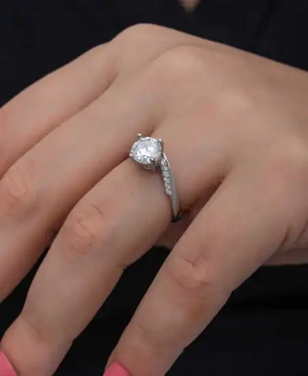 Gümüş Tek Taş Kadın Yüzük