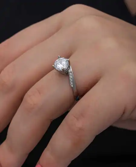 Gümüş Tek Taş Kadın Yüzük